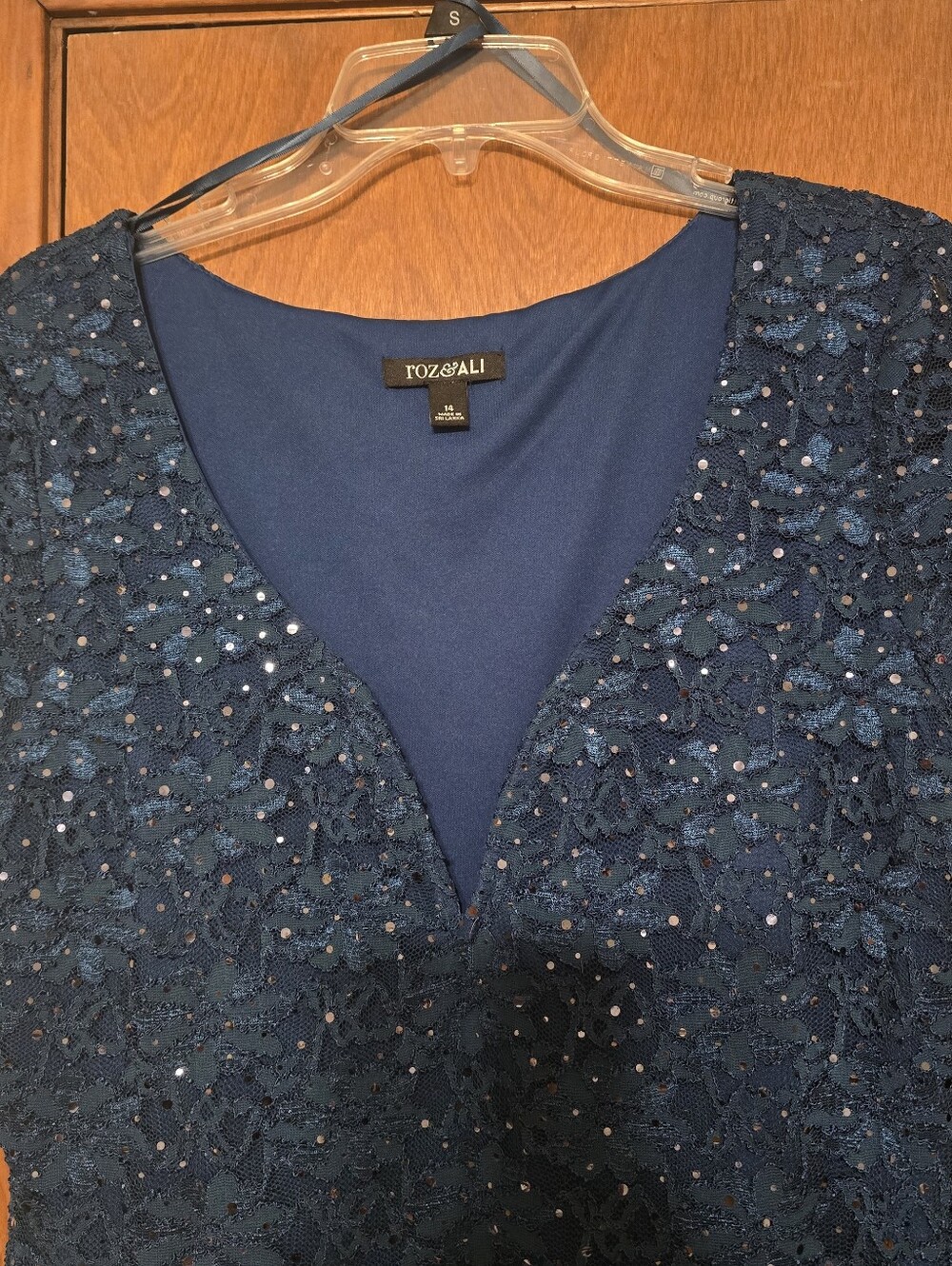 Roz & Ali Navy Lace Sequin V-Neck Top